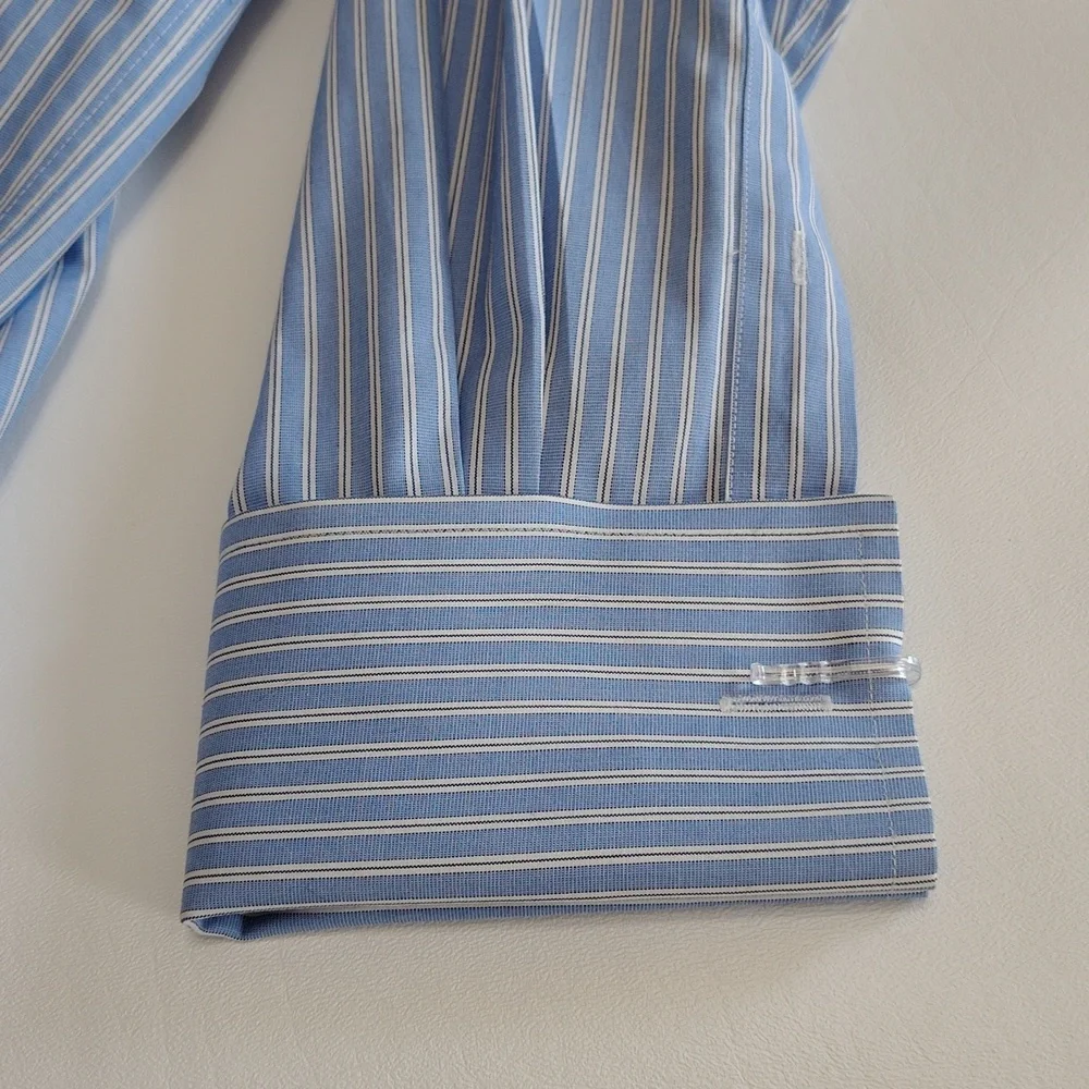 Nautica Dress Shirt Size 16 1/2 34/35. No Iron Cotton Office Professional Blue